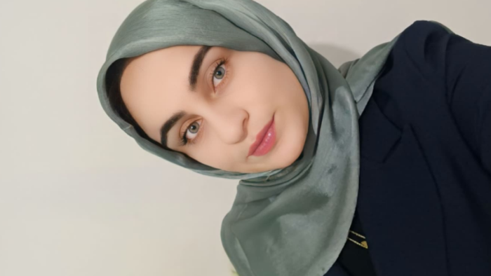 Özgürlüğün Sınırlarını Kim Çiziyor? Kadınlar, Kendilerine İzin Verildiği Kadar mı Konuşuyor?